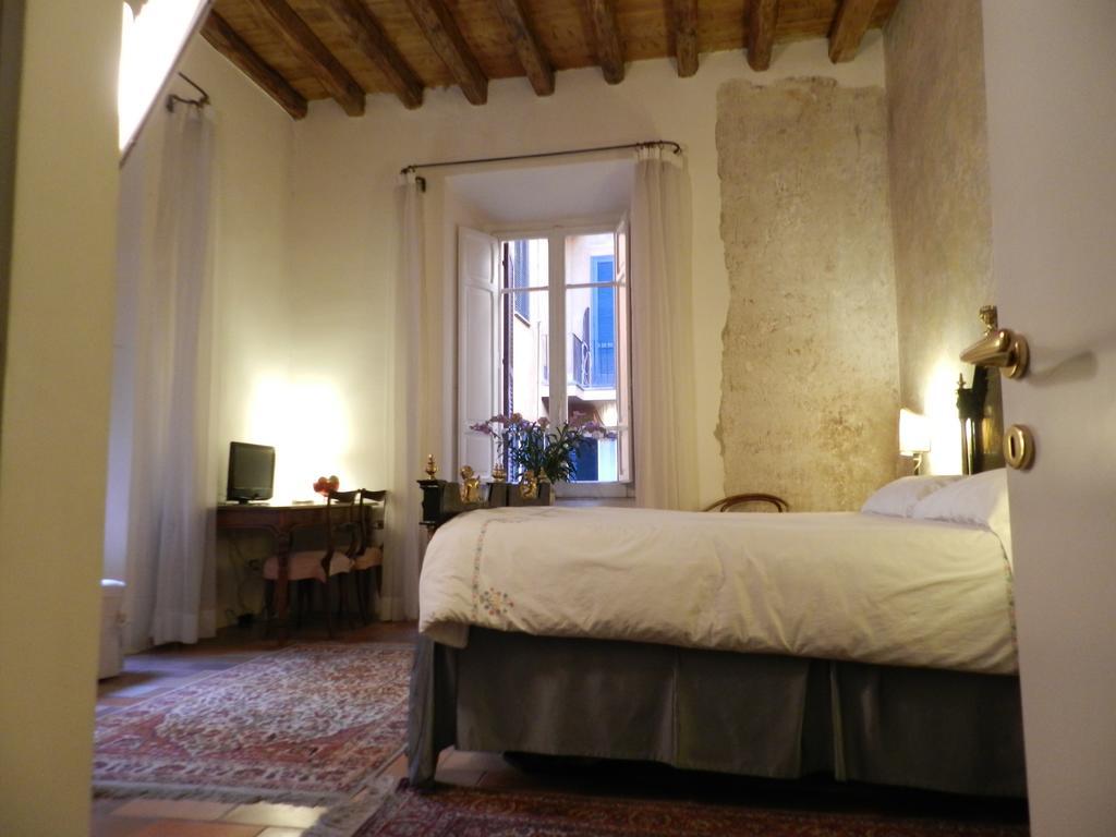 Vicolo Del Lupo Guesthouse Ρώμη Δωμάτιο φωτογραφία