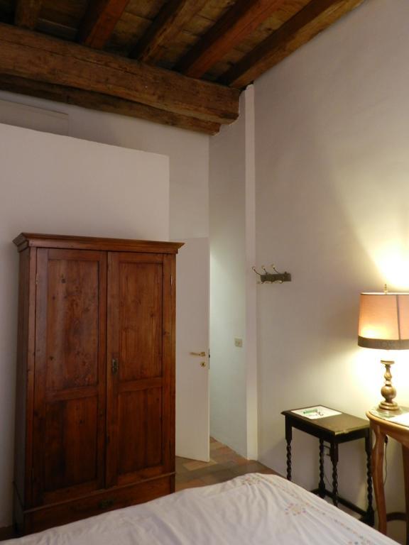 Vicolo Del Lupo Guesthouse Ρώμη Δωμάτιο φωτογραφία